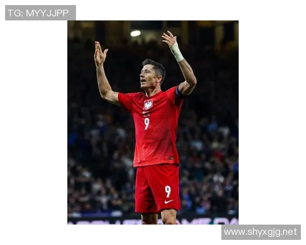 新赛季聚焦世界足球球星拼搏瞬间展现绿茵场上的无限魅力